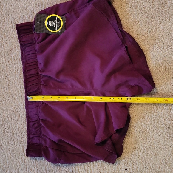 3 pair Women's workout shorts - Picture 6 of 16